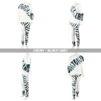 Tracksuit - Jogging suit - Sweatsuit - Batik - Tread