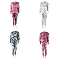 Tracksuit - Jogging suit - Sweatsuit - Batik - Sun